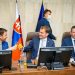 Zľava: Podpredseda vlády a minister financií SR Eduard Heger, predseda vlády SR Igor Matovič a minister vnútra SR Roman Mikulec počas rokovania 26. schôdze vlády SR. Bratislava, 24. jún 2020  (Foto: SITA/Úrad vlády SR)