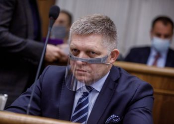 Robert Fico (Foto: SITA/Branislav Bibel)