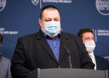 Hlavný hygienik SR Ján Mikas (Foto: SITA/Jana Birošová)