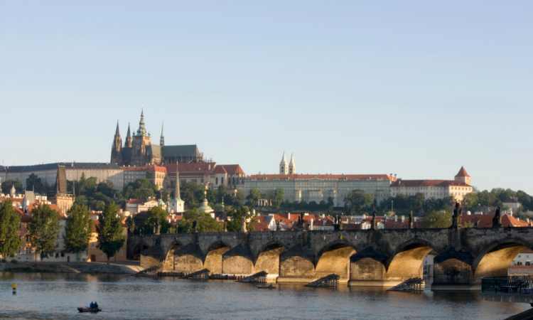Praha (Foto: Canva)