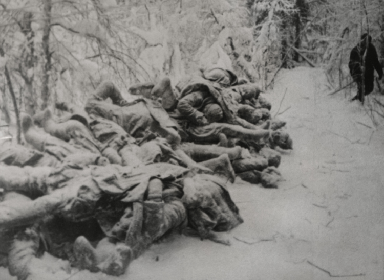 Zmrznuté telá mŕtvych sovietskych vojakov zabitých počas sovietsko-fínskej vojny (Foto: Canva)