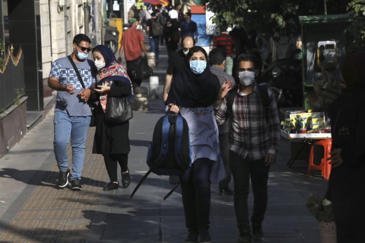 Život v Teheráne (Foto: SITA/AP Photo/Vahid Salemi)