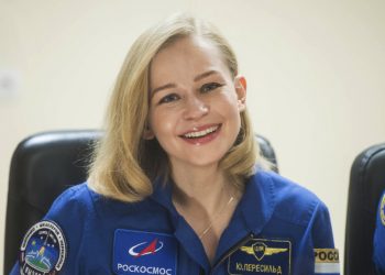 Júlia Peresildová (Foto: SITA/AP/Roscosmos Space Agency)