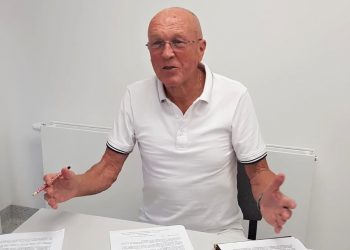 Prof. MUDr. Viliam Fischer, CSc., FICS kardiochirurg (Foto: facebook.com/viliam.fischer.501)