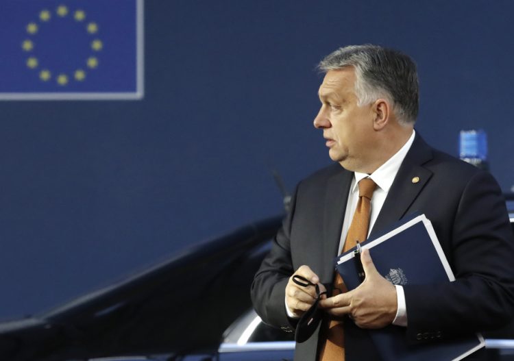 Viktor Orban (Foto: SITA/AP/Olivier Hoslet)