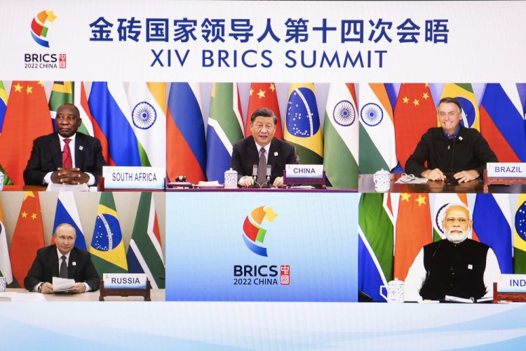 Čínsky prezident Si Ťin-pching na stretnutí krajín BRICS (Foto: SITA/AP/Li Tao/Xinhua)