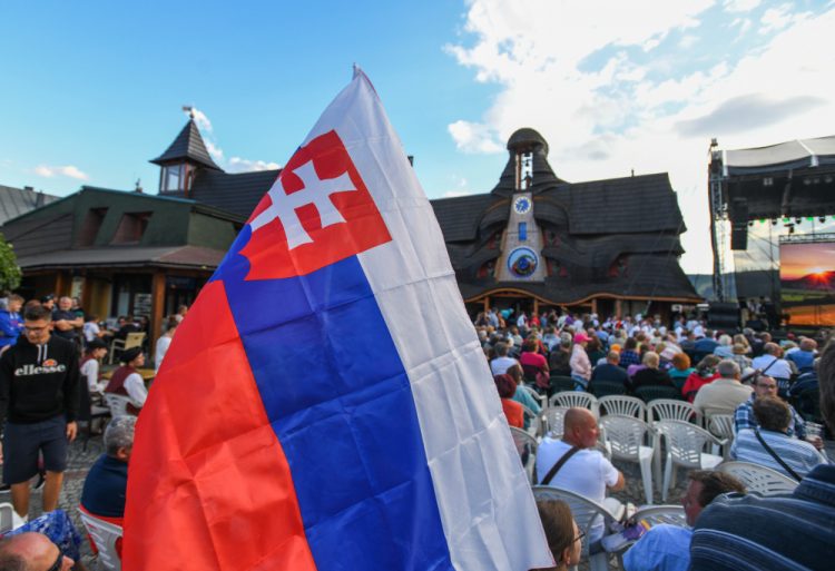 Atmosféra počas osláv 30. výročia prijatia Deklarácie zvrchovanosti Slovenskej republiky v Starej Bystrici. Stará Bystrica, 16. júl 2022 (Foto: SITA/Martin Medňanský)