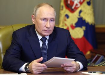 Ruský prezident Vladimir Putin v pondelok 10. októbra 2022 (Foto: SITA/AP/Gavriil Grigorov, Sputnik, Kremlin)