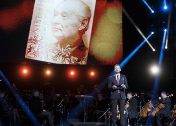 Predseda vlády SR Eduard Heger počas spomienkového podujatia Alexander Dubček - ľudská tvár politiky, na ktorom udelili Štátne ceny Alexandra Dubčeka osobnostiam, ktoré sa zaslúžili o hodnoty slobody a demokracie. Bratislave, 27. marec 2022 (Foto: SITA/Branislav Bibel)