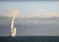 Ilustračný obrázok: Ruská vojnová loď odpaľuje raketu na cieľ na Ukrajine (Foto: SITA/AP/Tlačová služba ruského ministerstva obrany)