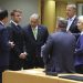 Na snímke zľava belgický premiér Alexander De Croo, cyperský prezident Nikos Christodoulides, francúzsky prezident Emmanuel Macron, maďarský premiér Viktor Orbán, luxemburský premiér Xavier Bettel, rumunský prezident Klaus Werner Ioannis, predsedníčka Európskej komisie Ursula von der Leyenová a slovinský premiér Robert Golob počas okrúhleho stola v budove Európskej rady v Bruseli v piatok 30. júna 2023 (Foto: SITA/AP Photo/Geert Vanden Wijngaert)